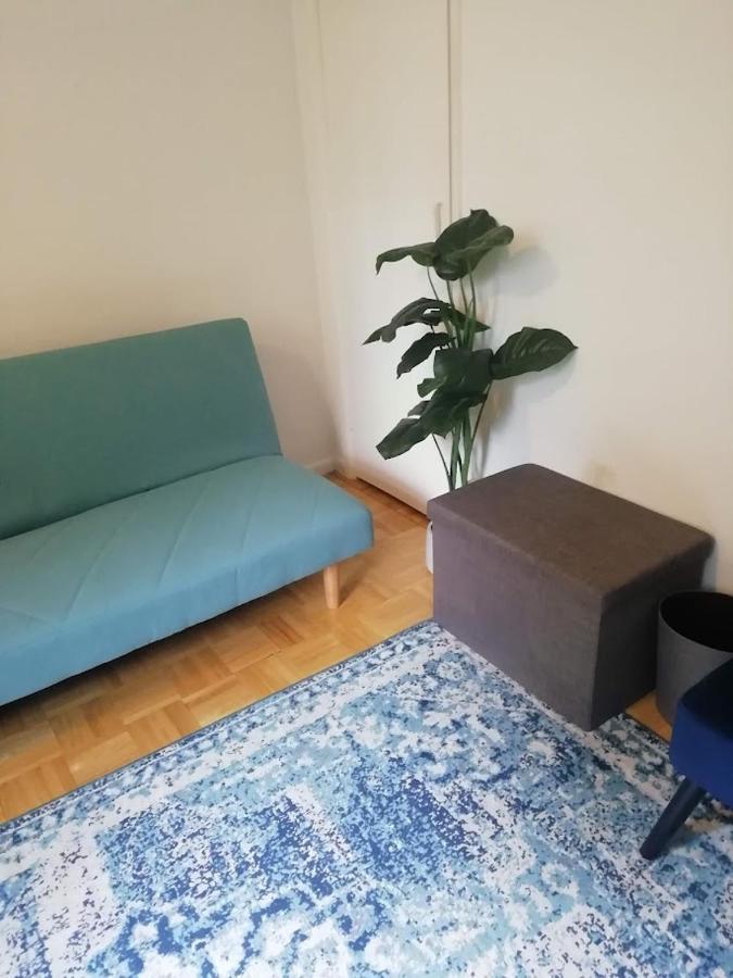 Single Bedroom In A Cozy Maisonette - Bushey Bagian luar foto